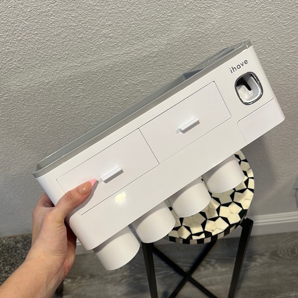 Toothbrush Bathroom Station Storage - Picture 4 of 12